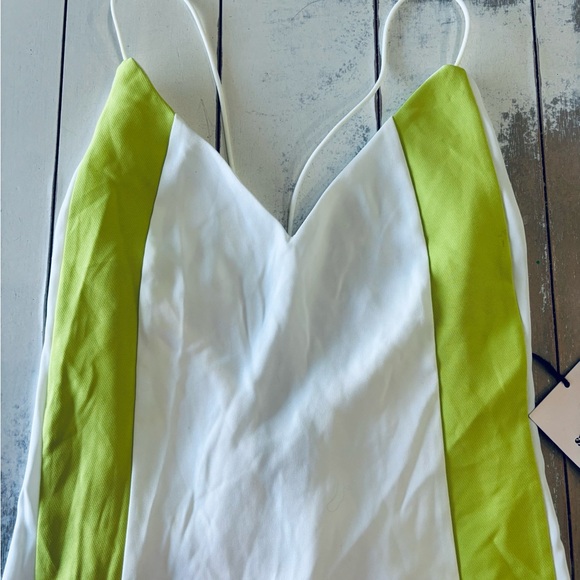 Superdown lime/white mini dress - Picture 3 of 7